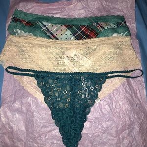 5 VS underwear! NWT. Kept in a smoke free home!